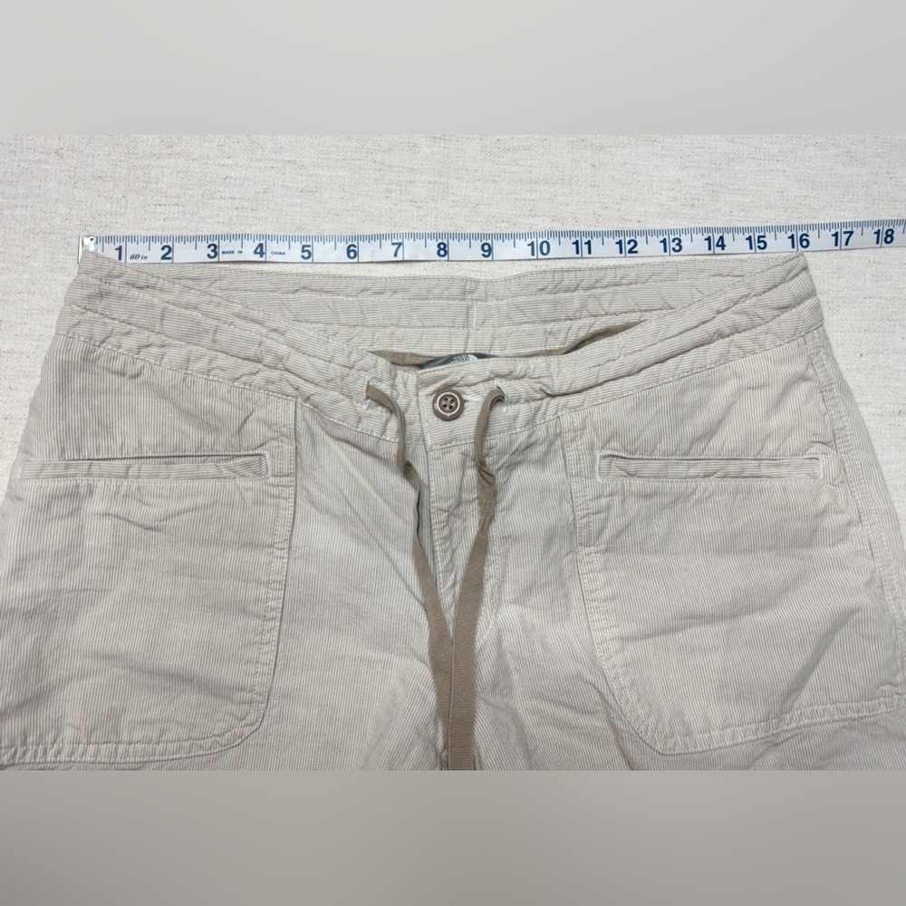 The North Face Women’s Tan Khaki Shorts 8 Linen Cotton Blend Outdoor Hiking - Picture 2 of 6